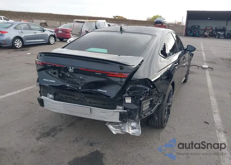 2024 Honda Accord Hybrid Sport-L z USA, uszkodzony, nr VIN 1HGCY2F7XRA089655